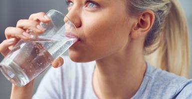 boire de l'eau système immunitaire boire de l'eau système immunitaire