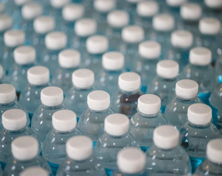 Quel est le parcours d’une bouteille en plastique ?