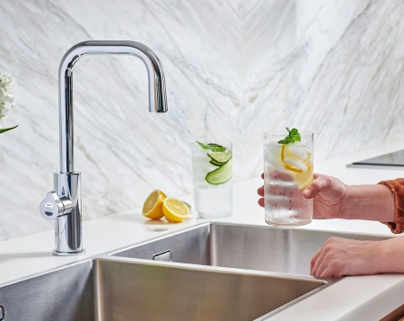 Pourquoi boire un verre d'eau le matin ?