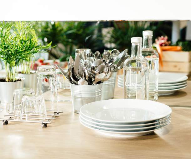 traces-blanches-vaisselle traces-blanches-vaisselle